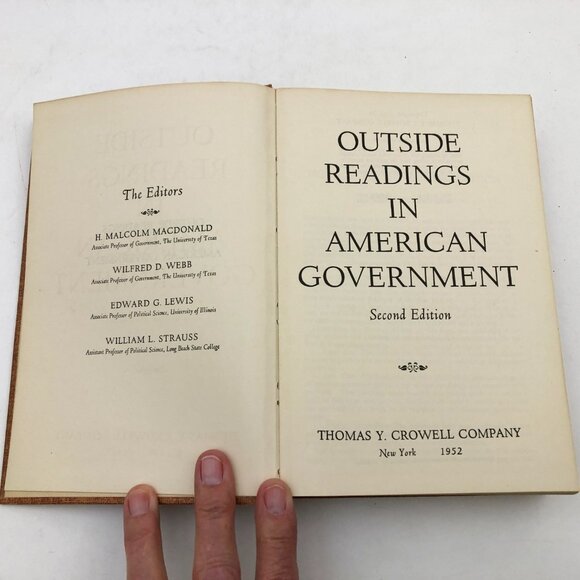 Outside Readings In American Government 1952 2nd Printing - Picture 6 of 10